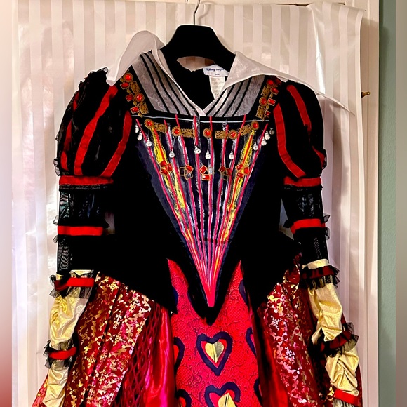 Queen of Hearts. - Picture 1 of 3